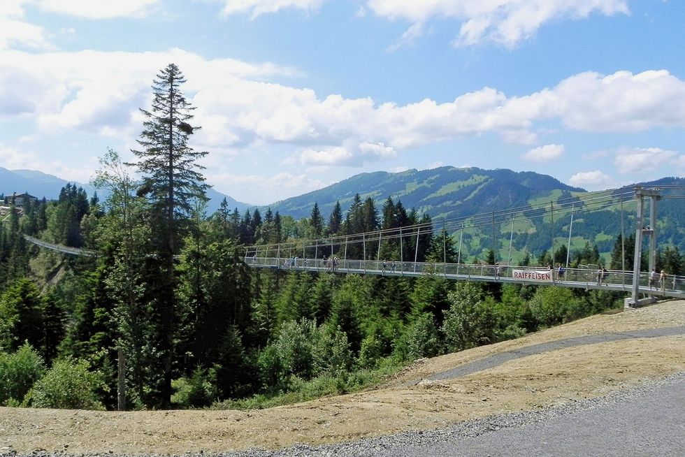 Die Hängebrücke Skywalk am Hochstuckli.