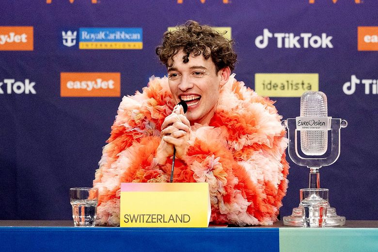 Nemo hält eine Pressekonferenz anlässlich des Siegs am Eurovision Song Contest 2024.