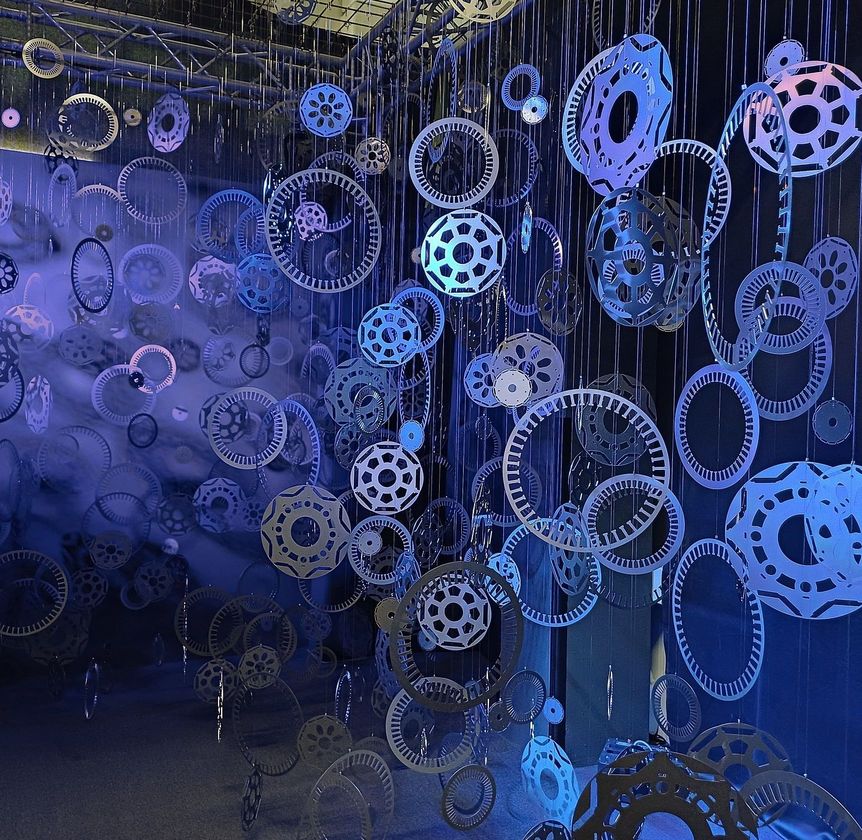 Installation mit Zahnrädern