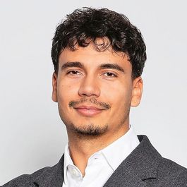 Porträt von Amir Sahi.