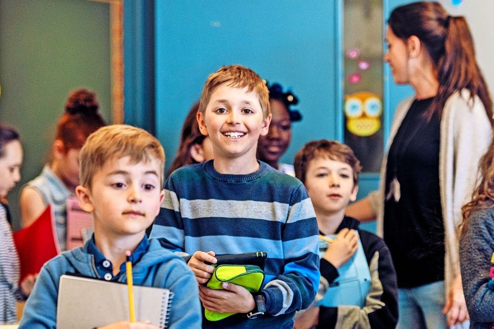 Schulkinder in der Klasse